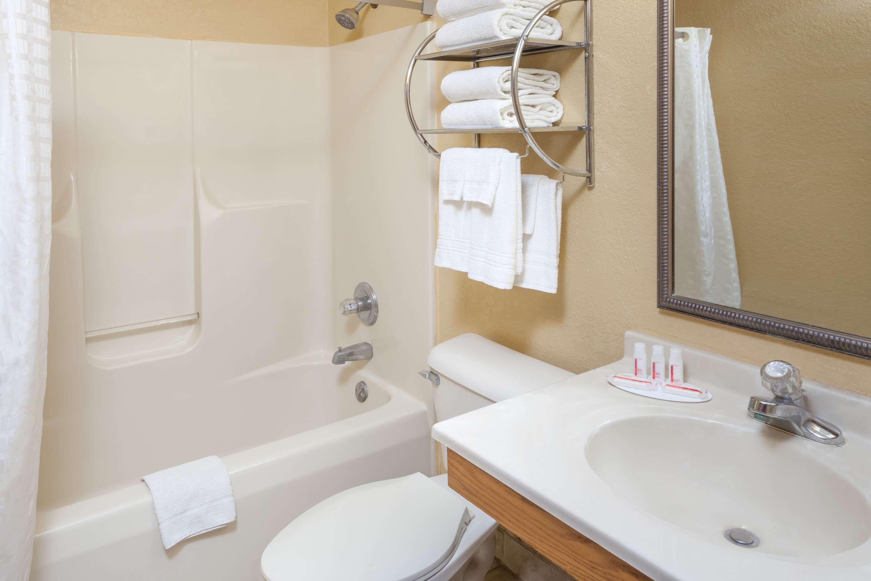 Econo Lodge Chillicothe Bagian luar foto